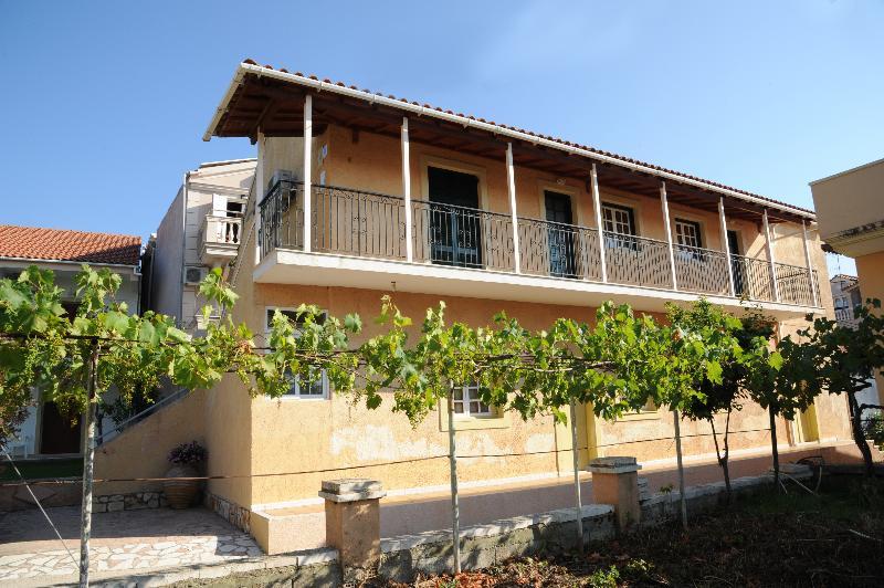 Three Seasons Apartment Kavos Ngoại thất bức ảnh